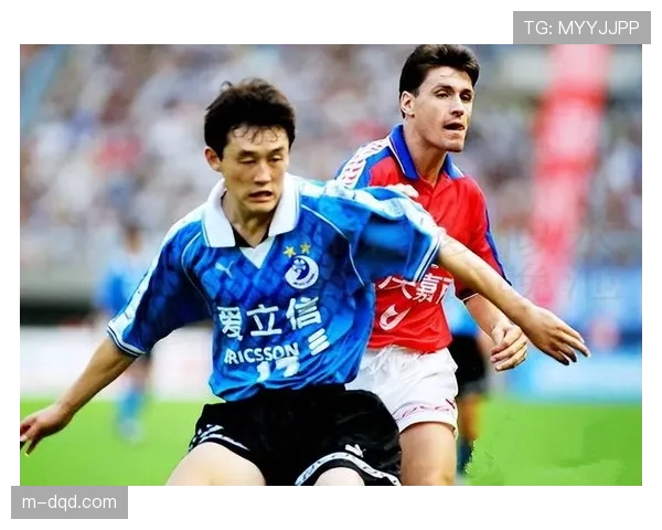 曼城青训学院引入“压迫情景模拟”新课程，旨在培养现代后卫的决策能力